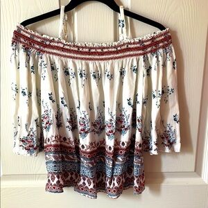 🌺Floral Off-Shoulder Boho Top!🌺